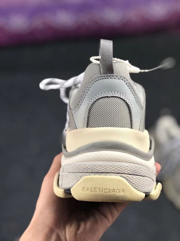 Authentic Balenciaga 17FW Tripe-S 7